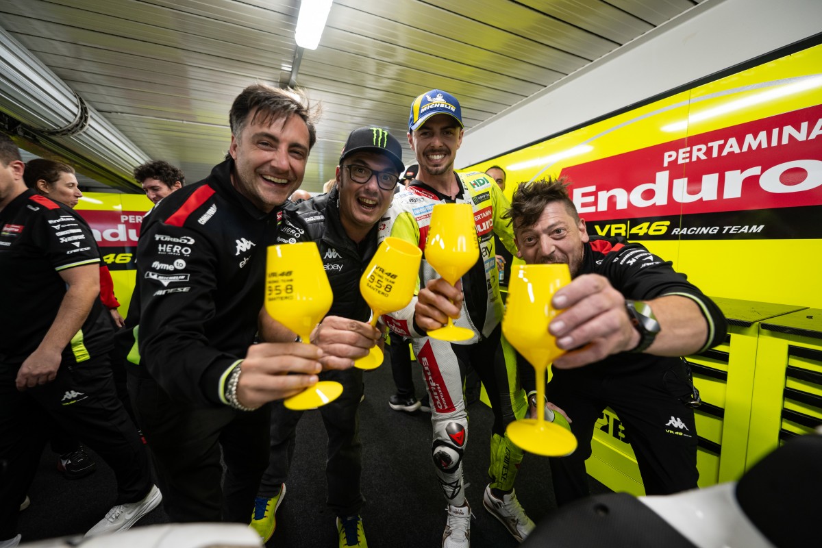 Пока пилоты VR46 Racing Team привозят Ducati подиумы, они на плаву