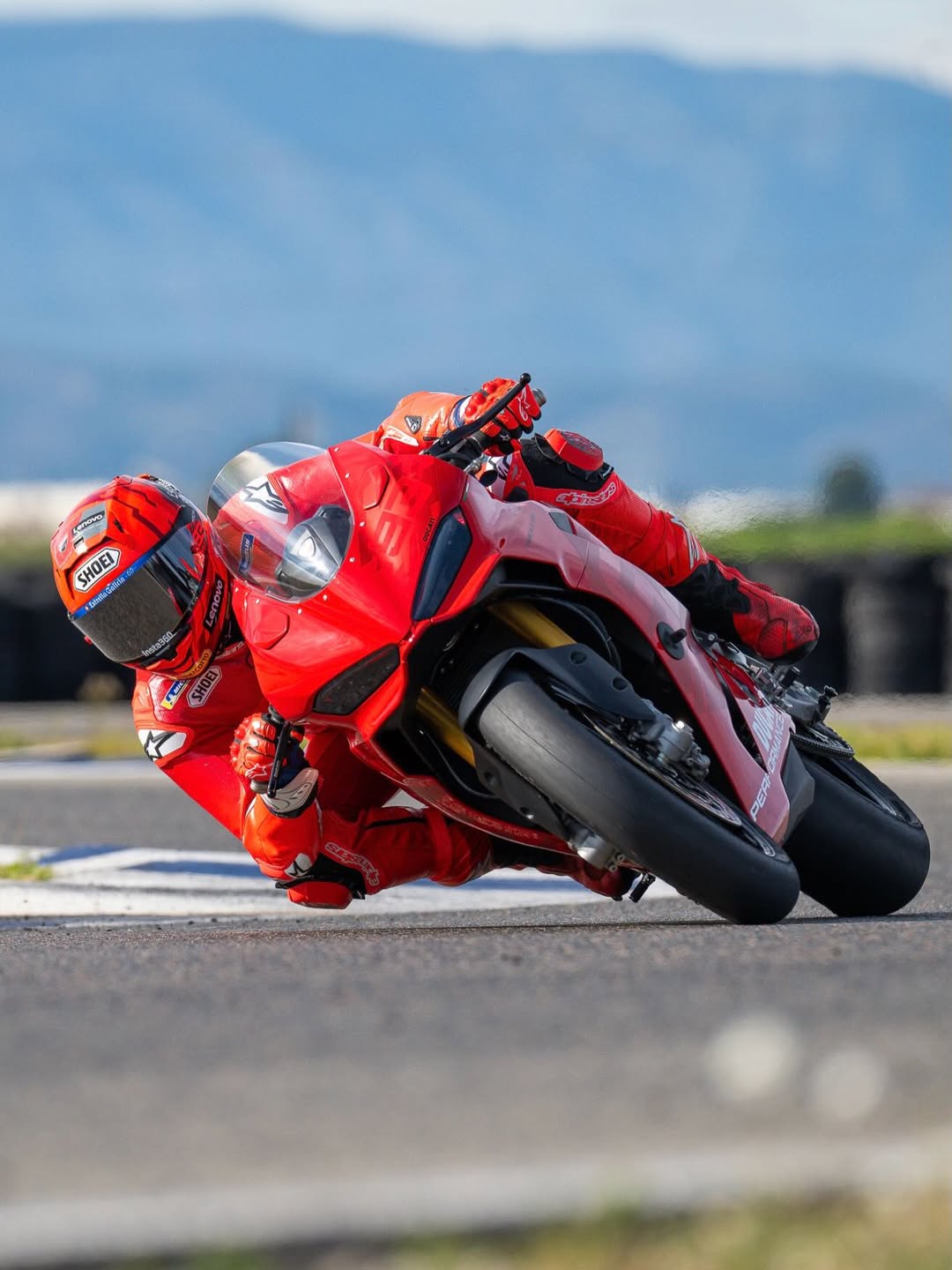 Марк Маркес тренируется на Aspar Circuit