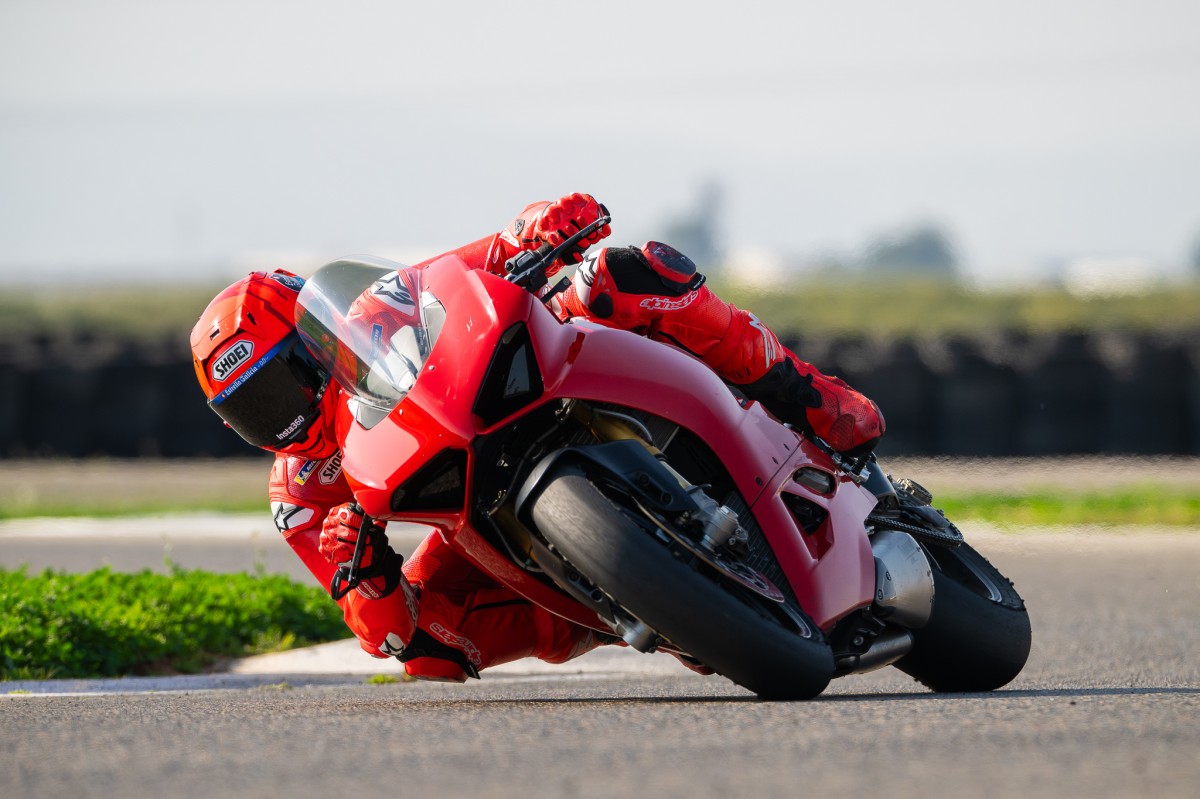 Марк Маркес тренируется на Aspar Circuit