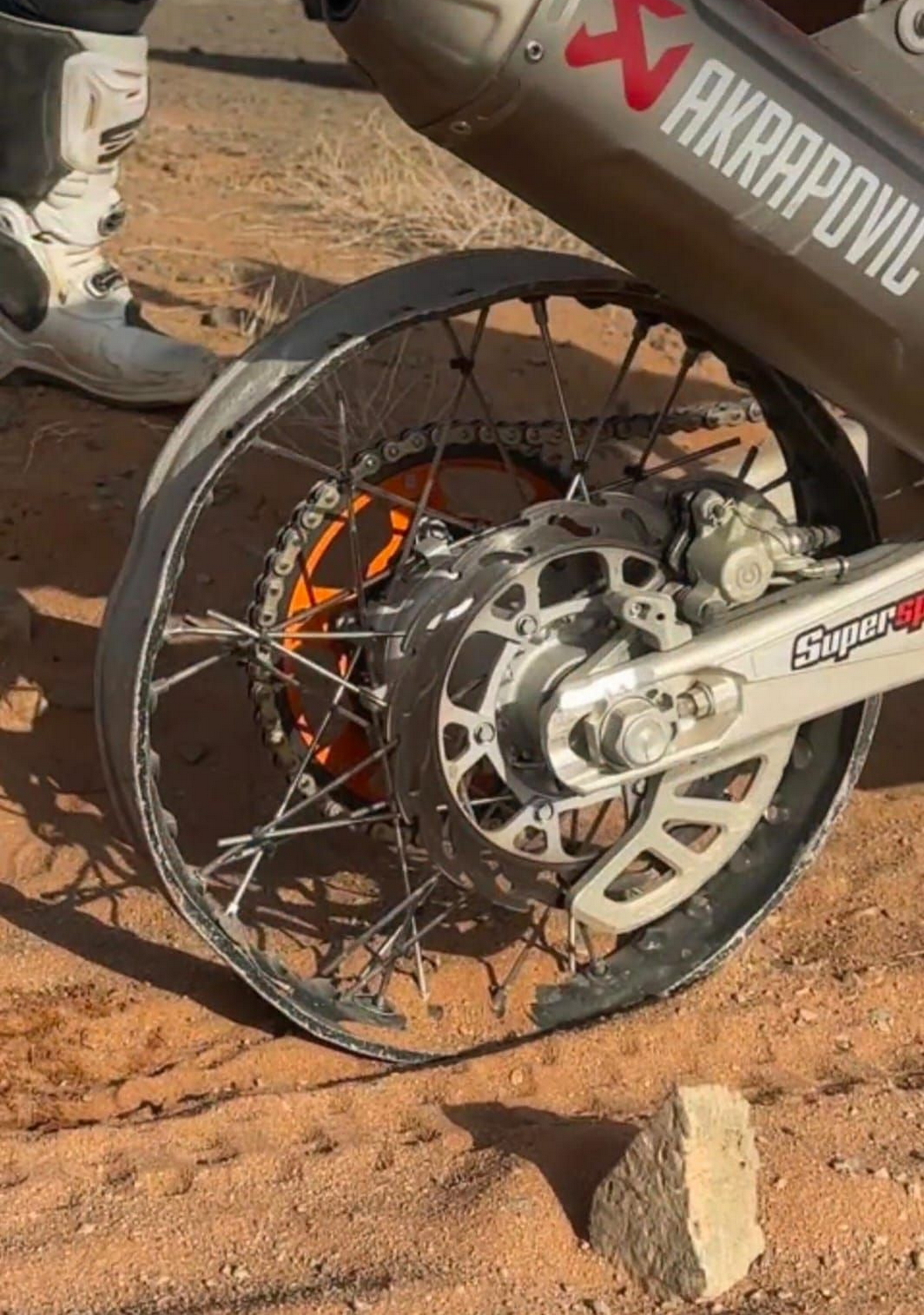 Эдгар Канет фактически выбыл из гонки