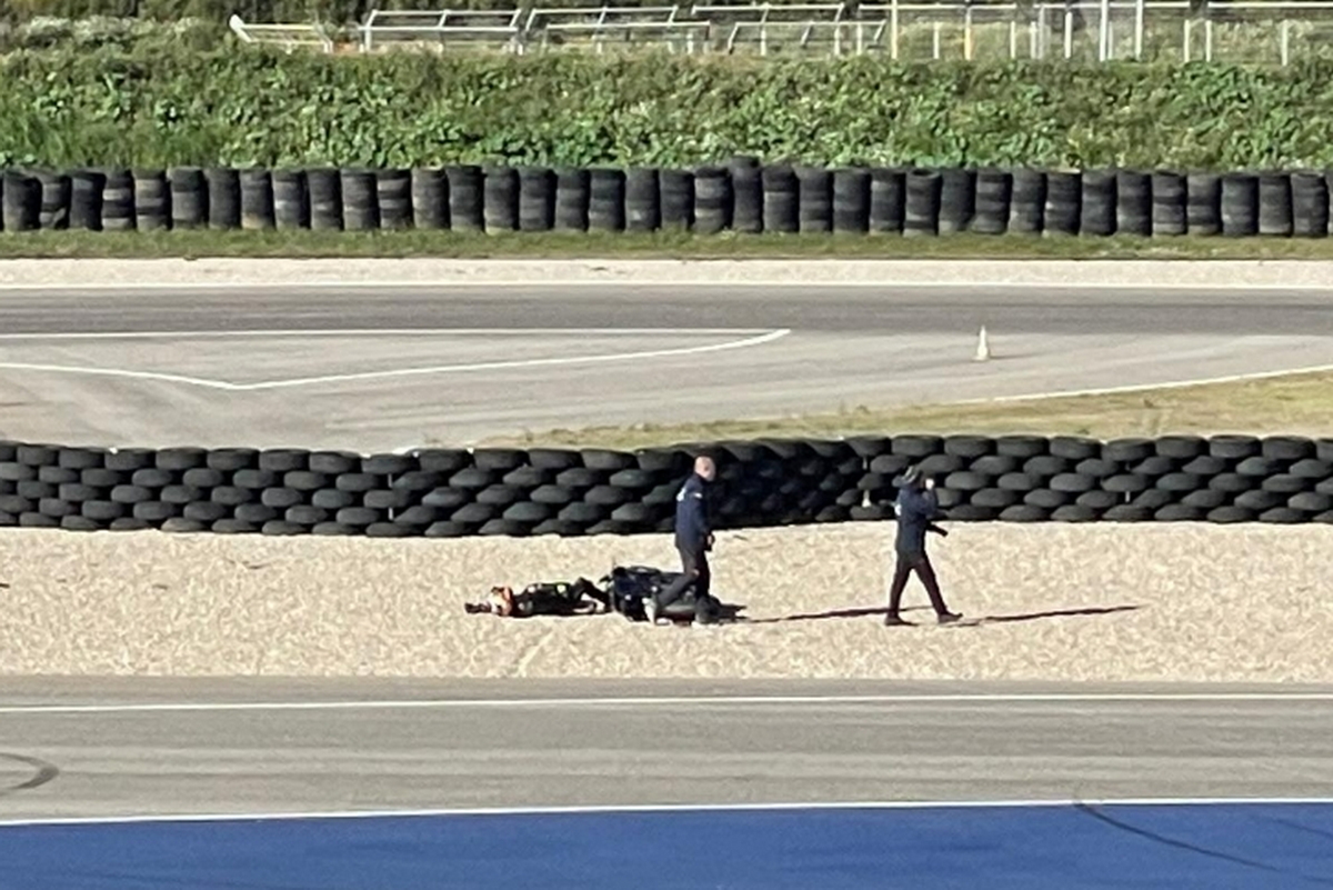 Падение Фермина Альдегера на тренировке на Aspar Circuit