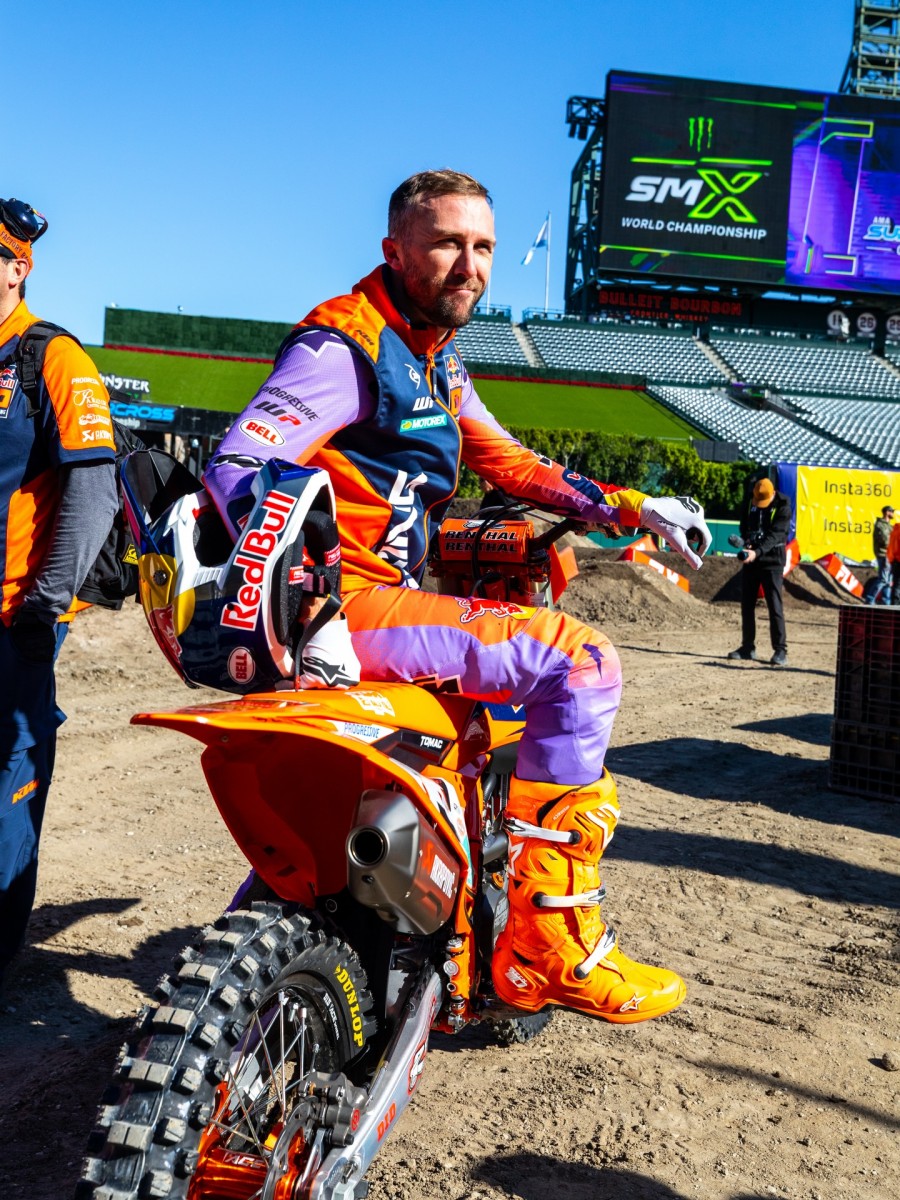 Элай Томак перешел в Red Bull KTM Factory Racing