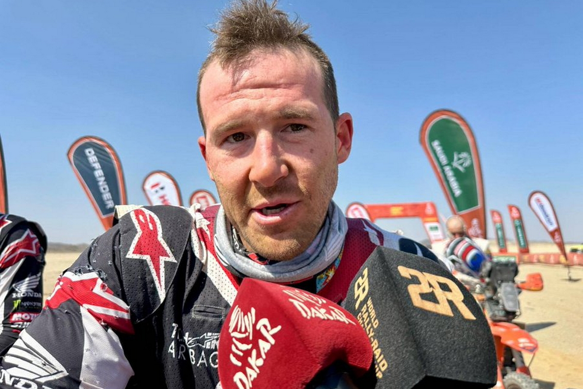 Рики Брабек, Monster Energy Honda HRC - лидер гонки за 100 км до финиша!