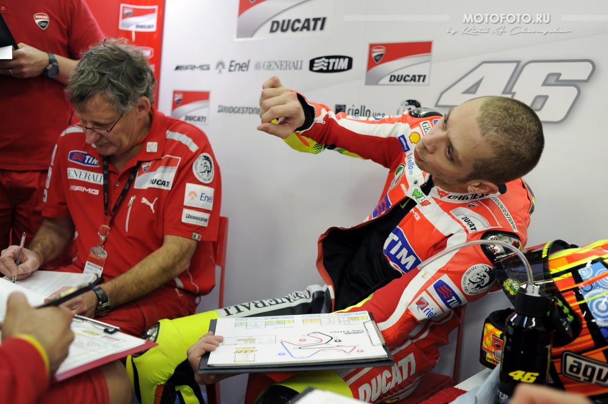 Валентино Росси, Ducati Team, MotoGP 2011