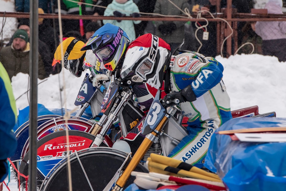 Старт гонки в Уфе