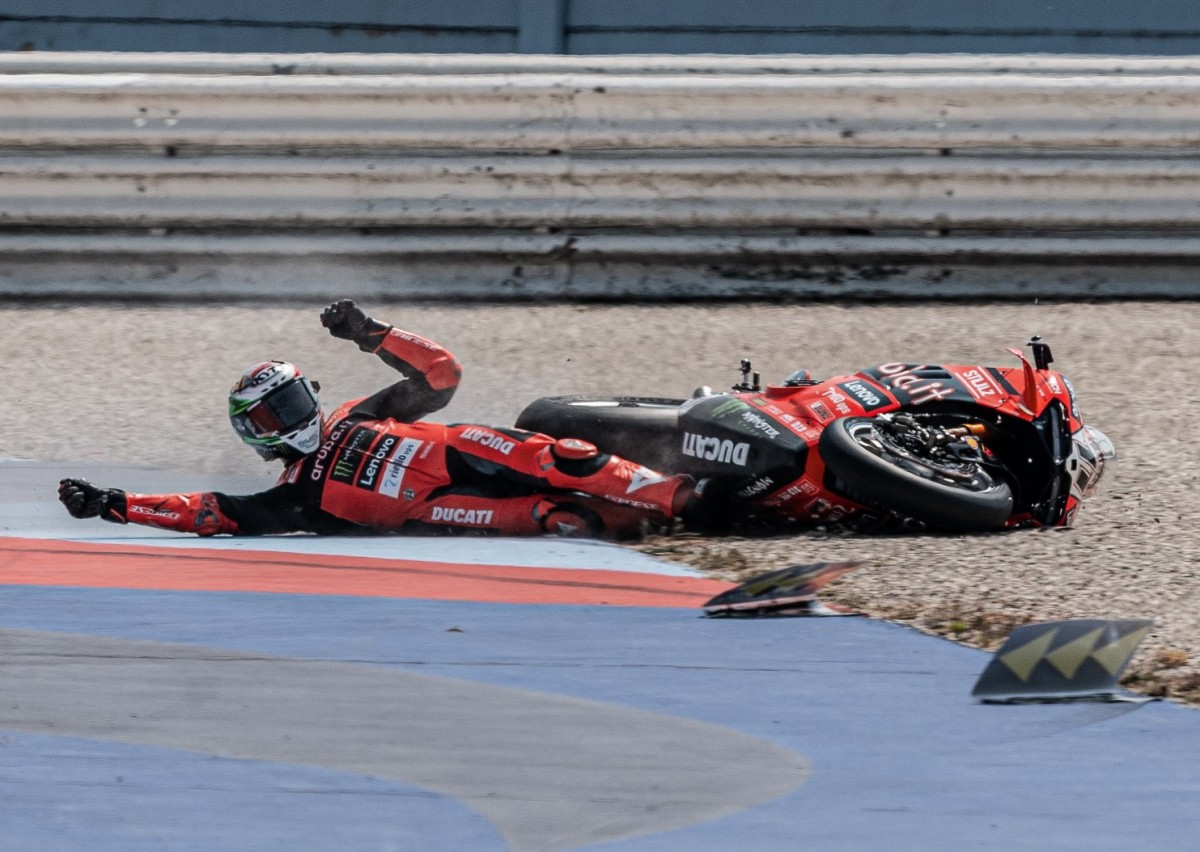 Упавшим пилотам будет трудно вернуться в гонку