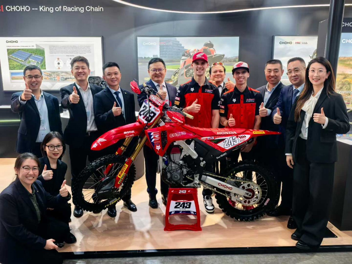 Тим Гайзер отдает последний долг Honda HRC на Миланском Мотосалоне EICMA 2025