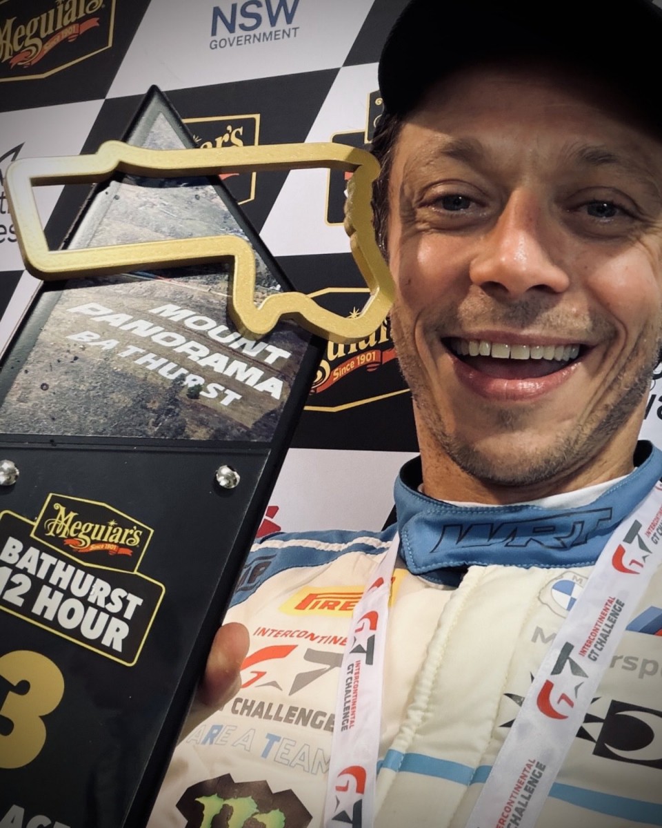 Валентино Росси снова на подиуме гонки Bathurst 12 Hours