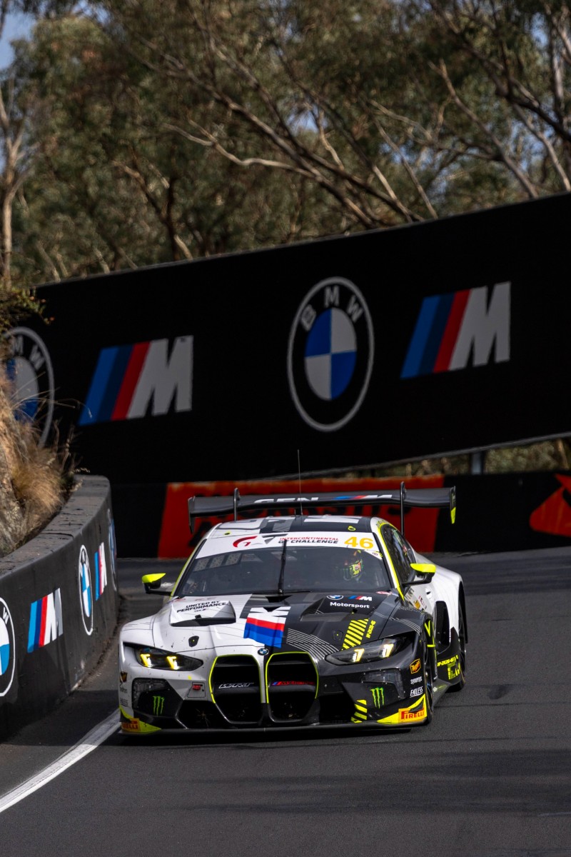 BMW M4 GT3 EVO команды Валентино Росси на гонке Bathurst 12 Hours 2026