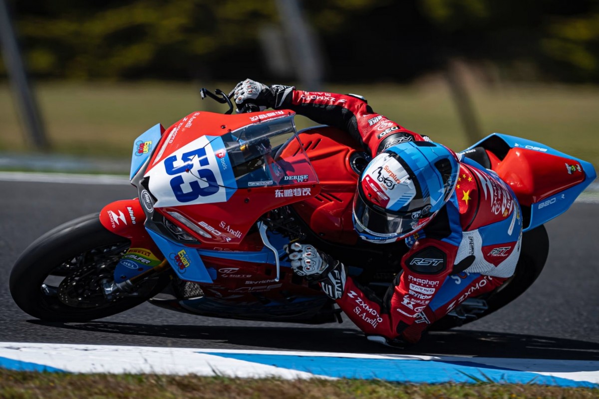 Валентино Дебис, ZXMoto 820RR