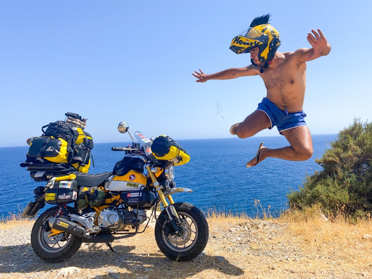 Андре Сауза и его Honda Monkey 125: 55000 км и 41 страна за год - полная кругосветка!
