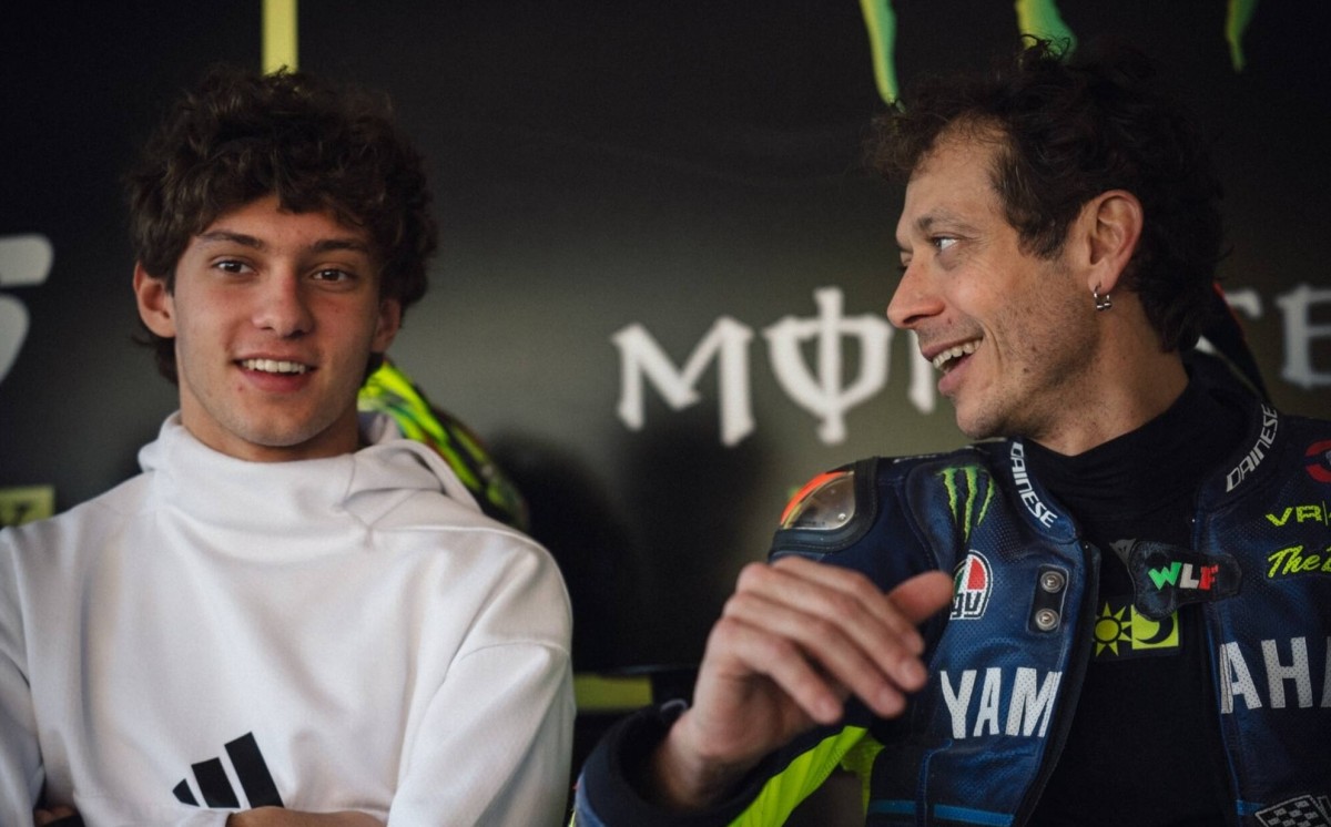 Валентино Росси и Кими Антонелли: чувак, пора попробовать самому!
