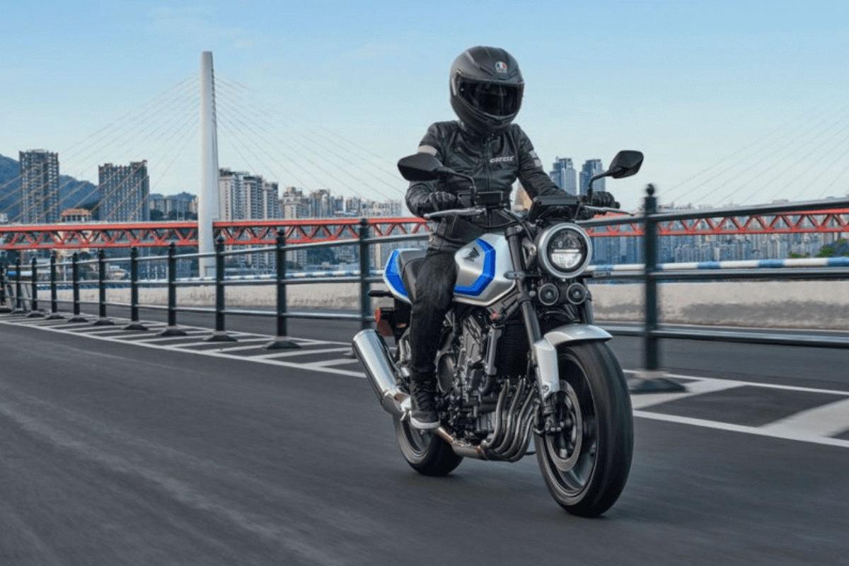 Honda CB500 Super FOUR (2026)