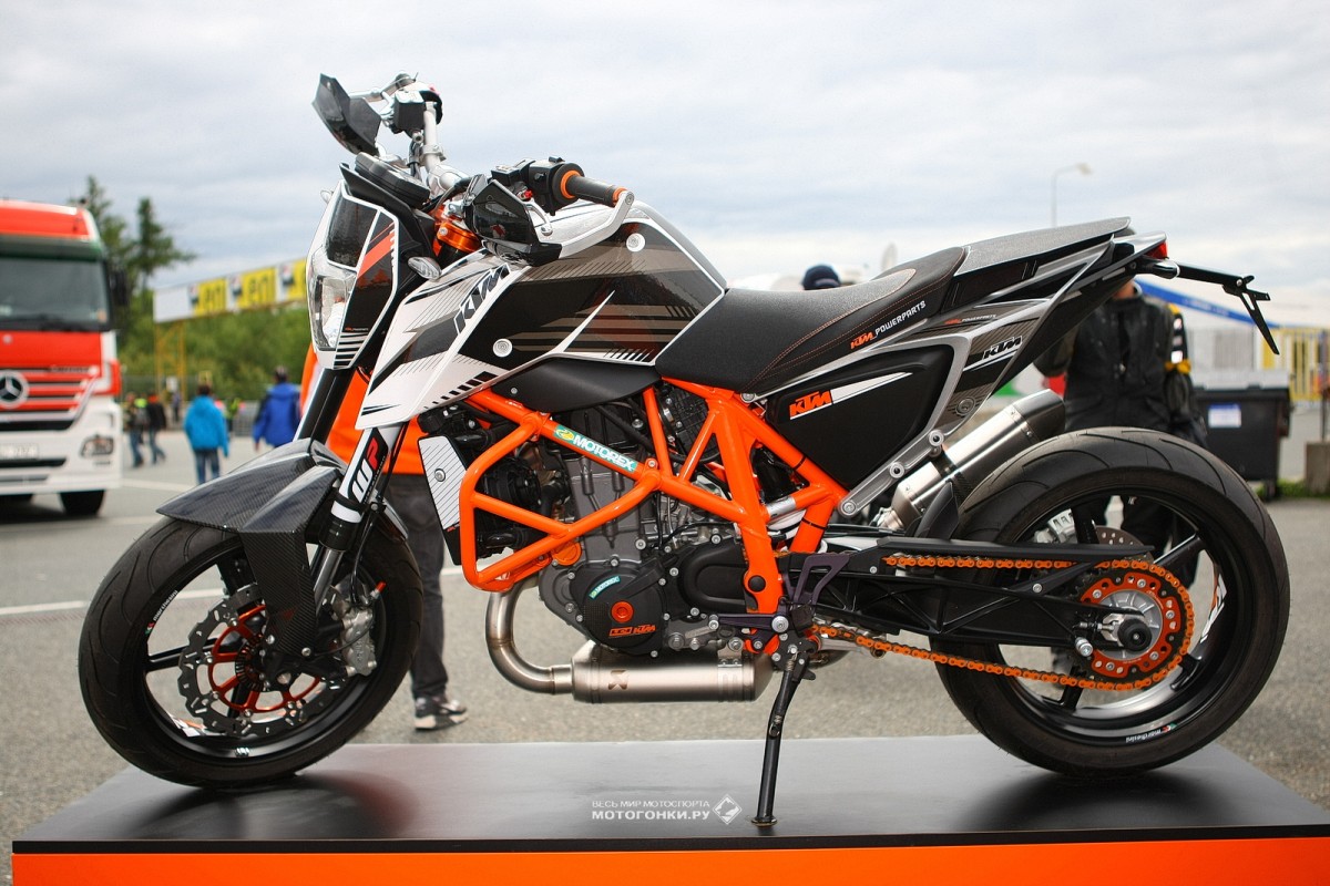 KTM 690 Duke (2012)