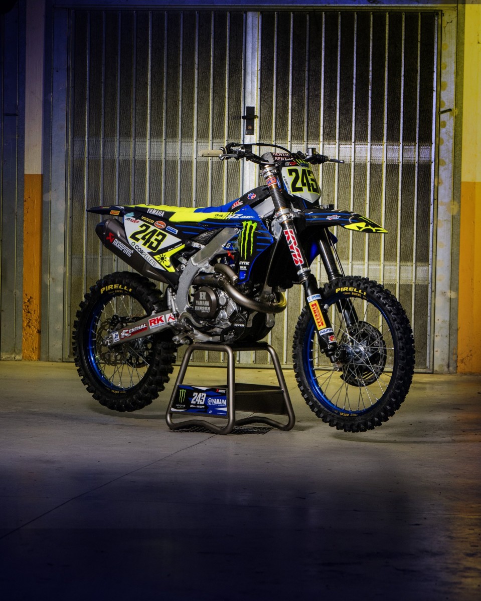 Yamaha YZ450R Тима Гайзера в цветах Monster Energy Yamaha и VR46