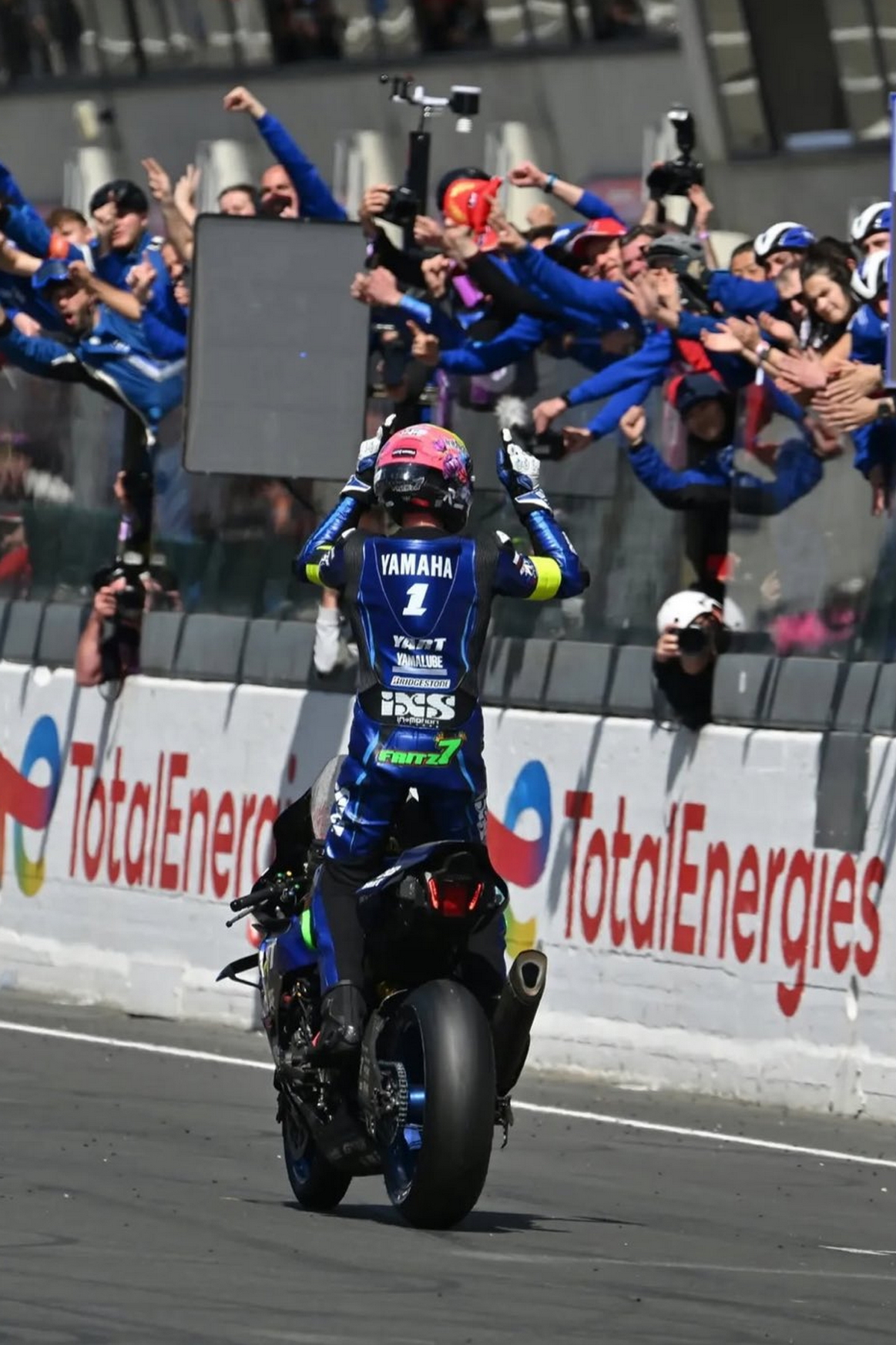 YART Yamaha выигрывает 24 часа Ле-Мана