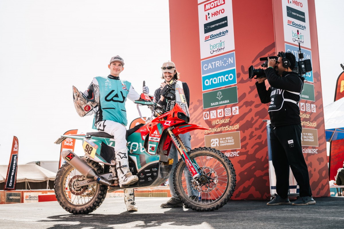 KOVE 450 Rally Ex успешно финиширует на ралли Дакар 2025