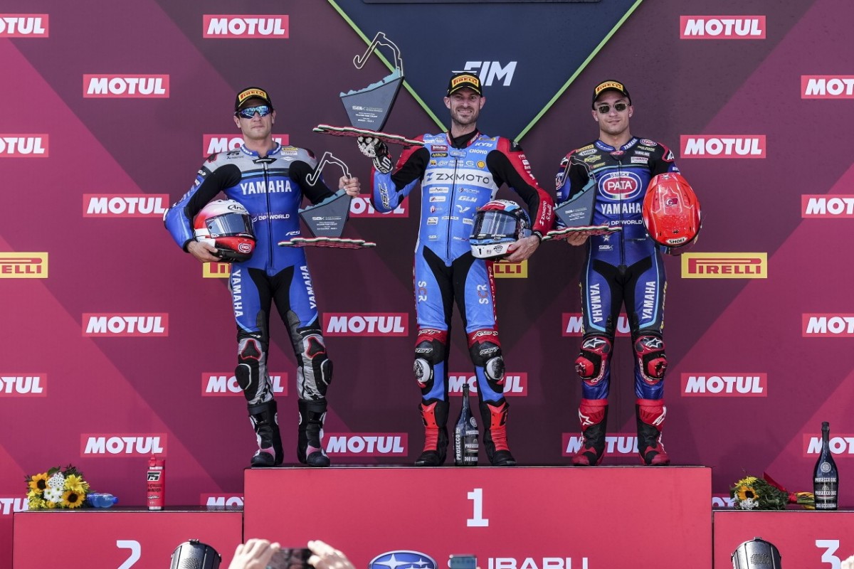 Субботний подиум World Supersport - Валентино Дебис снова выигрывает!