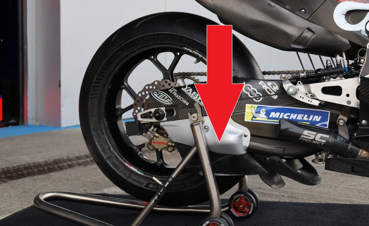 Та самая накладка на Aprilia RS-GP26