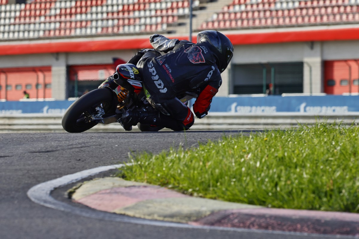 Дмитрий Седин, чемпион России в классе Supersport
