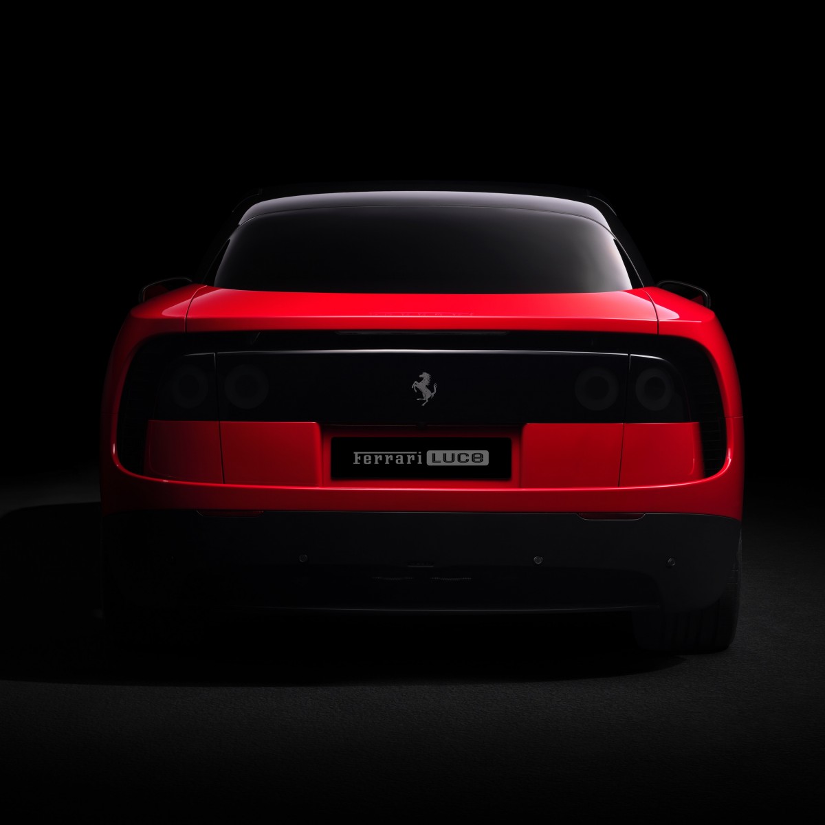 Ferrari Luce: вид сзади
