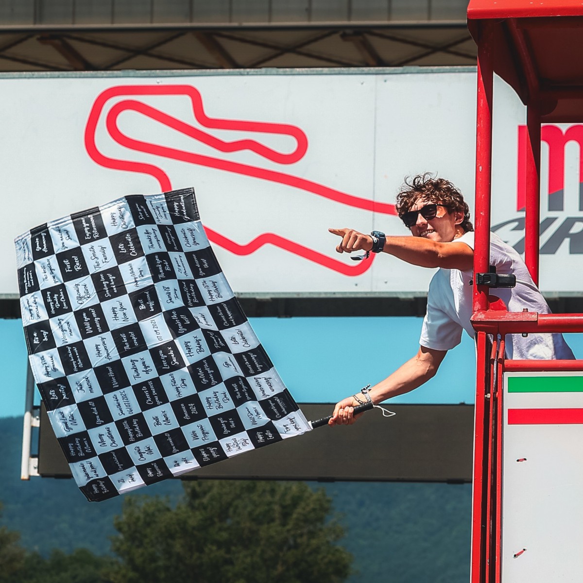 Лидер F1 Кими Антонелли на Гран-При Италии MotoGP 2026