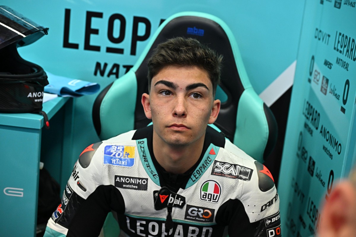Адриан Фернандес лишился очков в 6 из 7 этапов Moto2 2026 года из-за дисквалификации