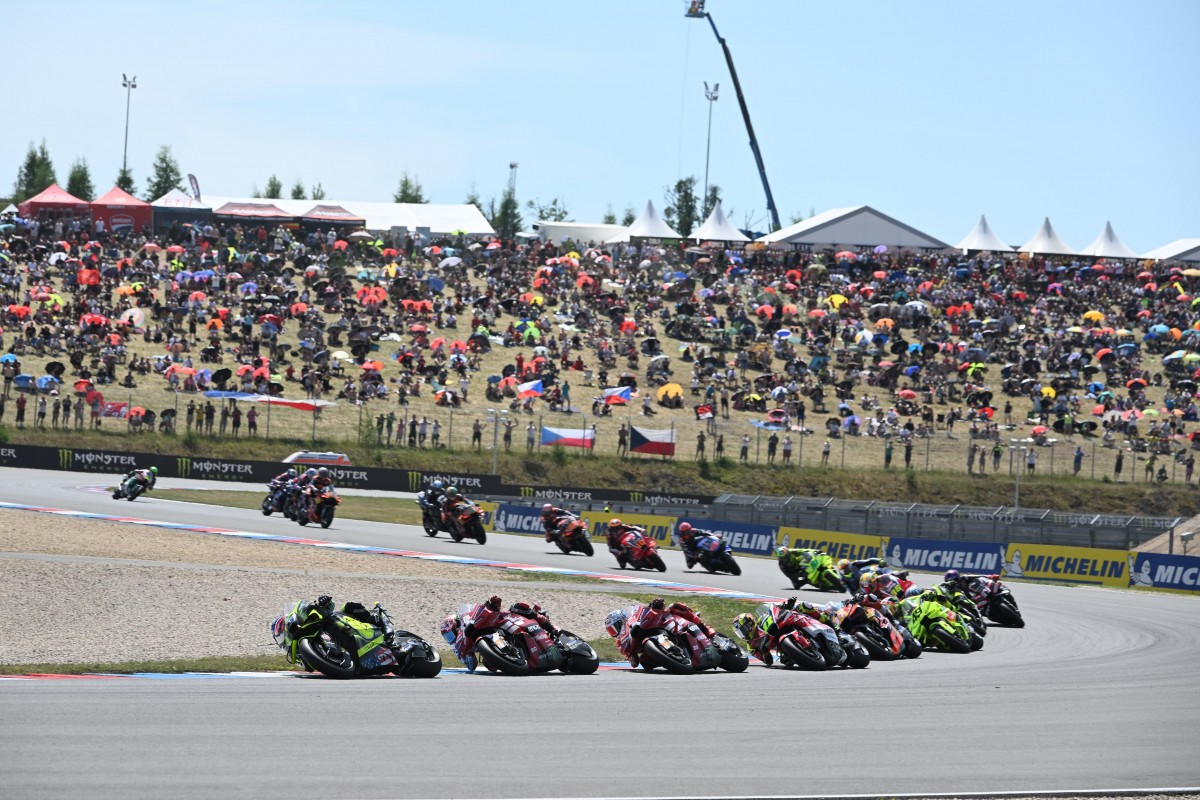 Старт Гран-При Чехии MotoGP 2026