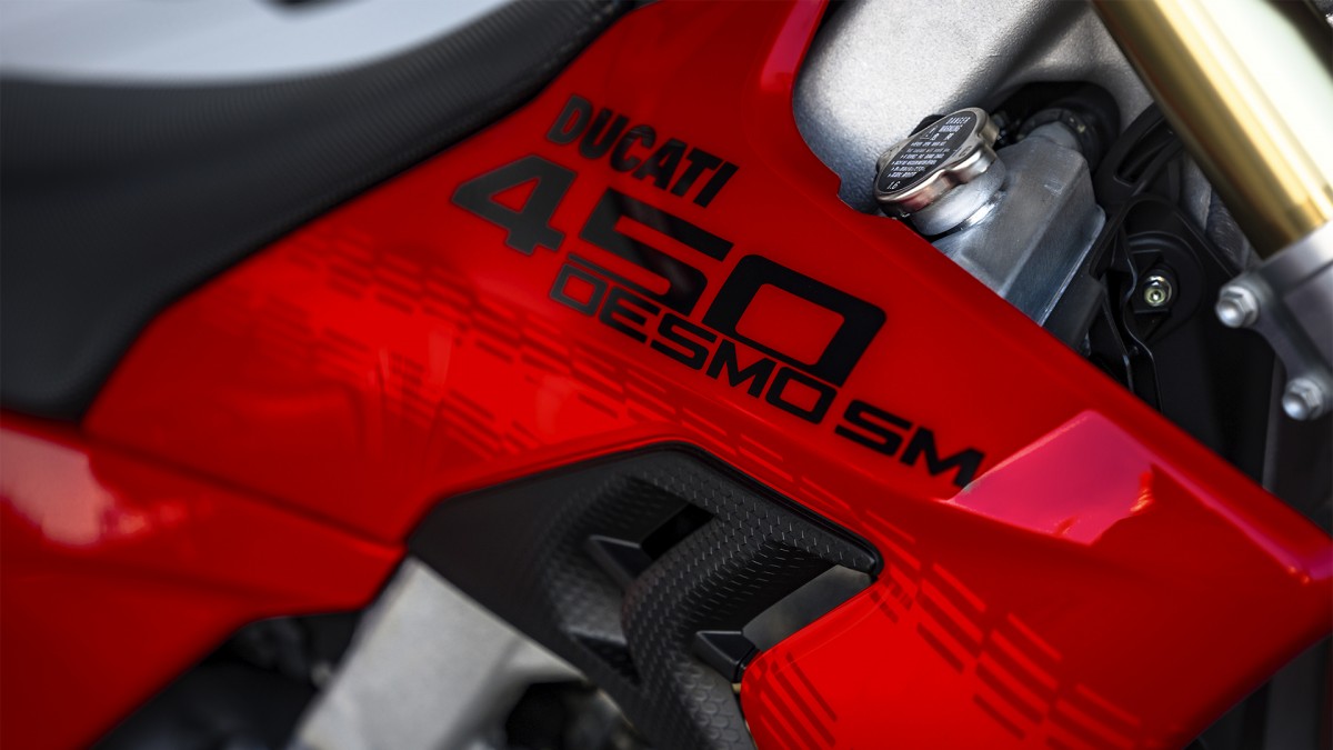 Ducati Desmo450 SM
