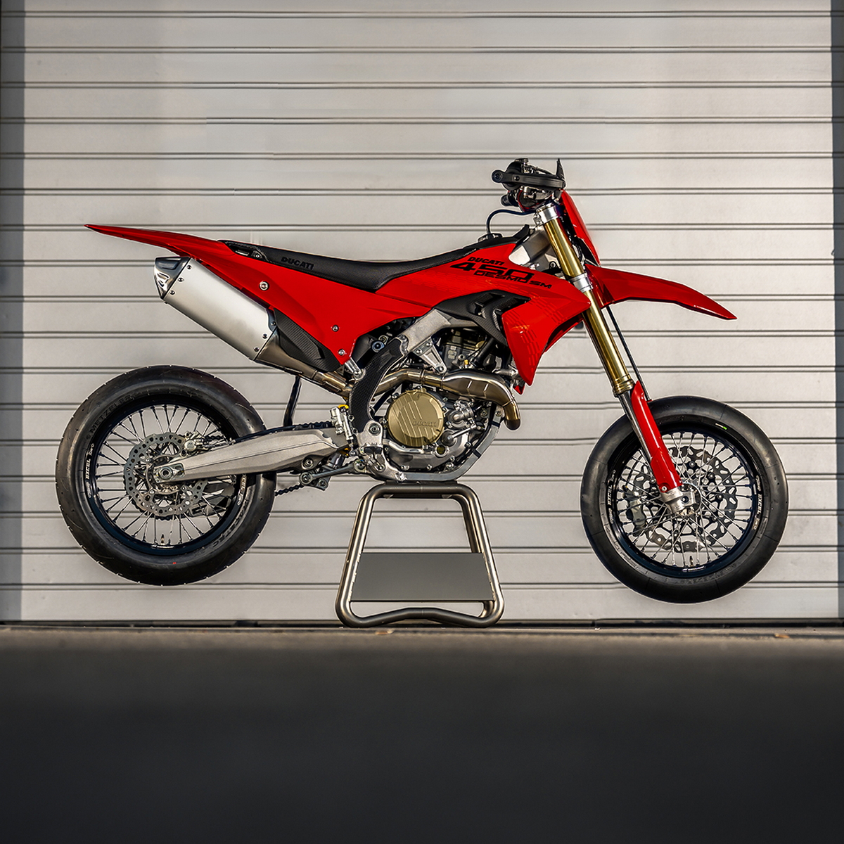 Ducati Desmo450 SM