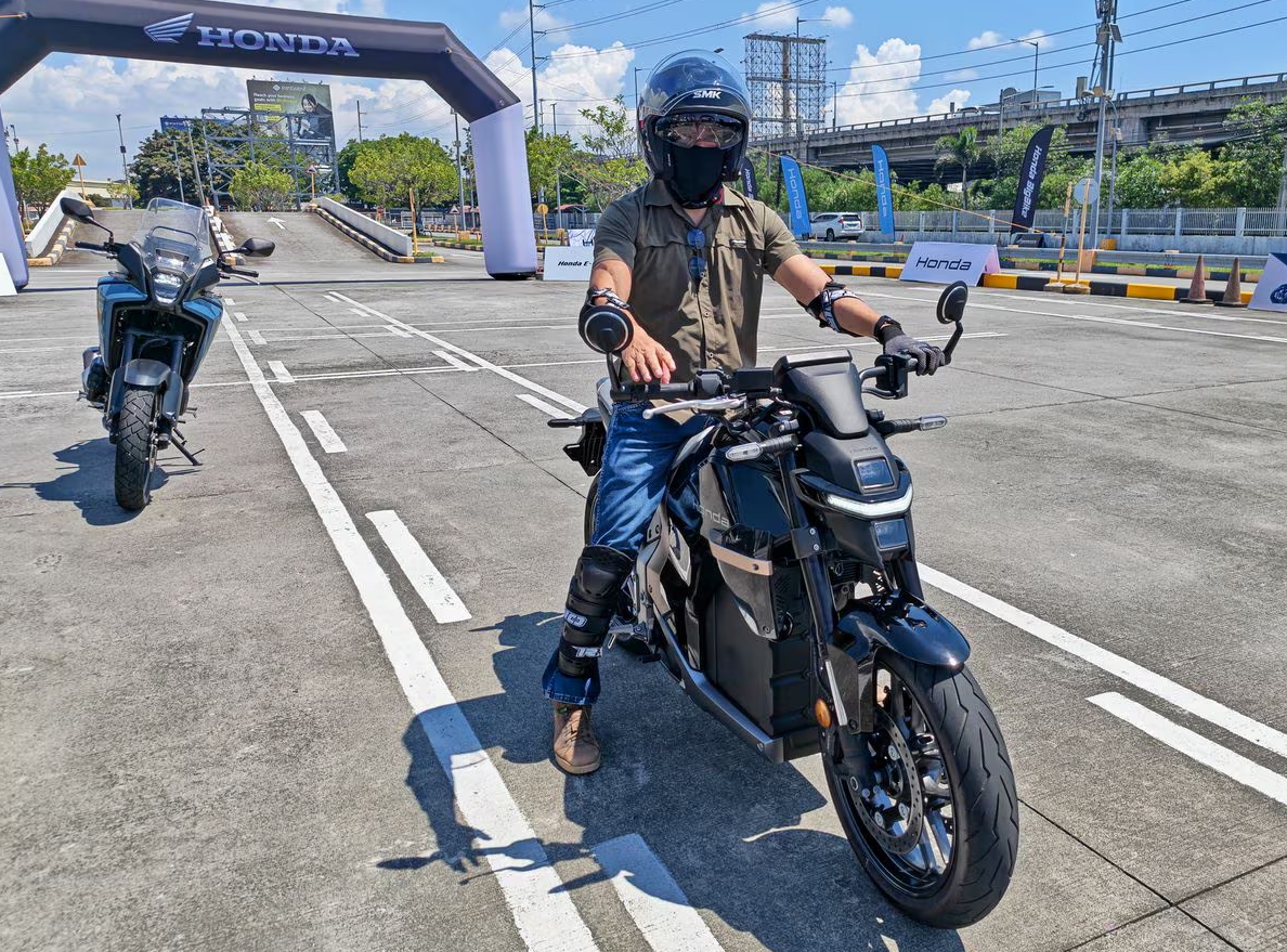 Honda WN7 первым делом поступил в Центры Безопасного вождения Honda в Азии