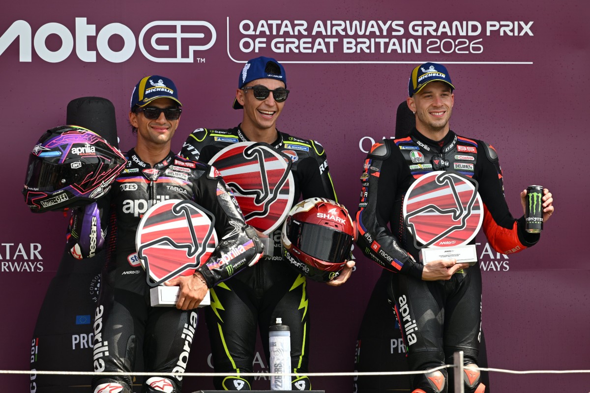 Полный подиум Aprilia на BritishGP 2026