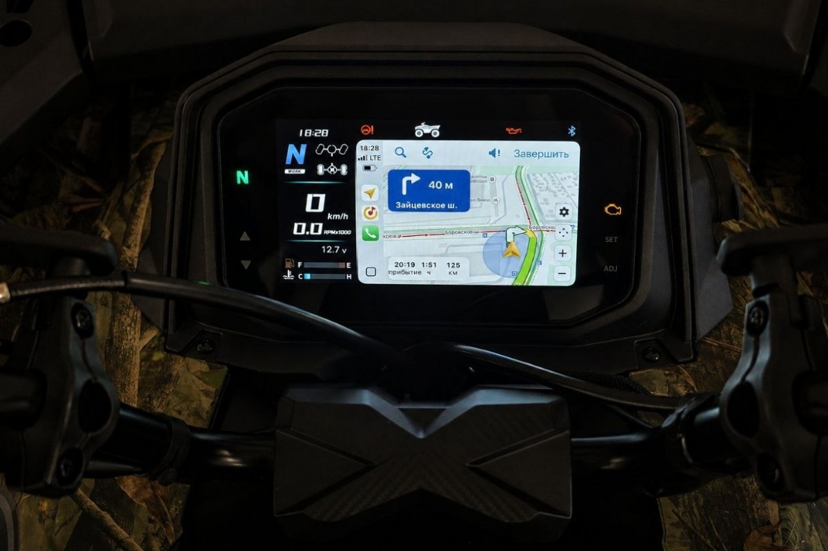 Apple CarPlay и Android Auto на квадроцикле HND QRX 1000 Trail