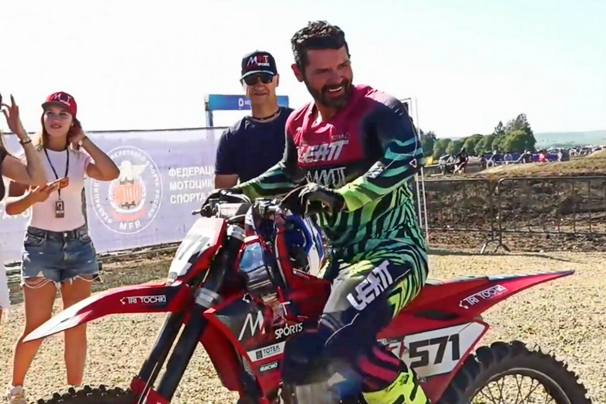 Александр Иванютин - чемпион России в классе MX Open (открытый, ветераны) 2026