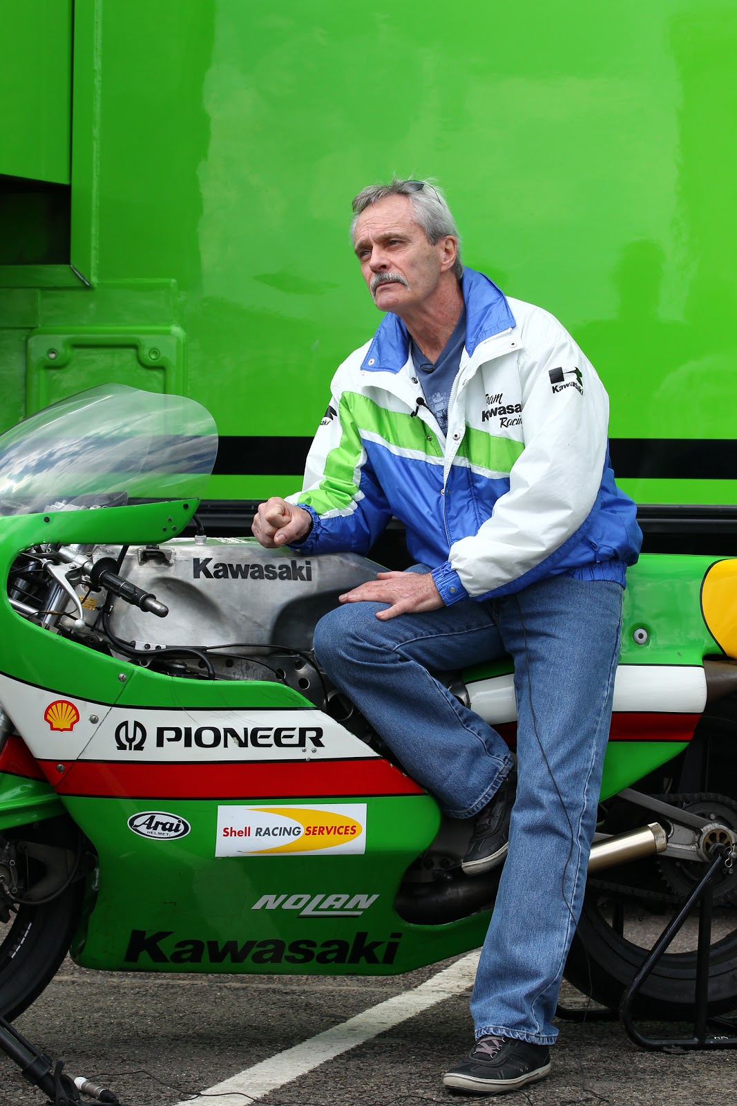 Легенда MotoGP Корк Баллингтон и Kawasaki KR500
