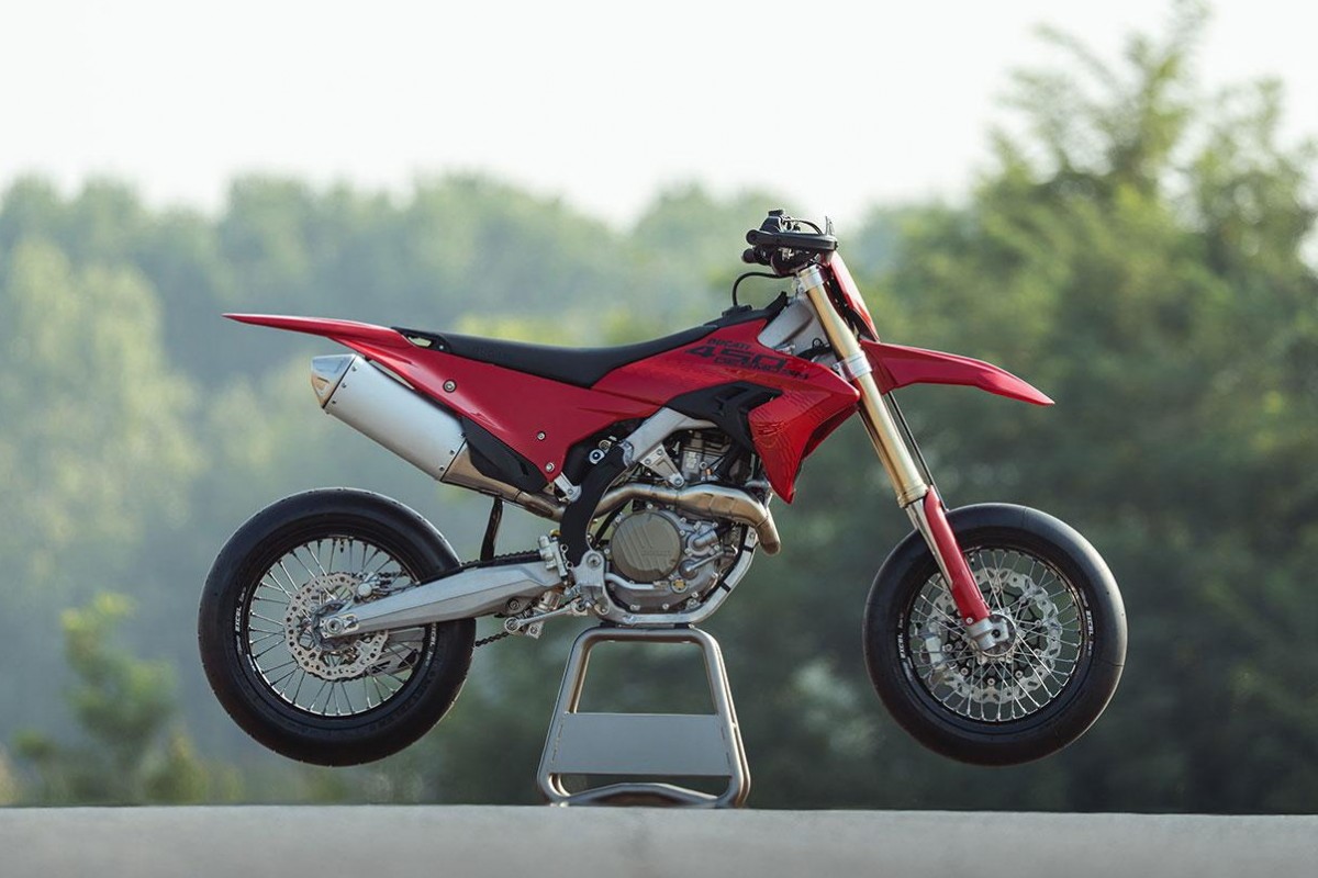 Супермото Ducati Desmo450 SM