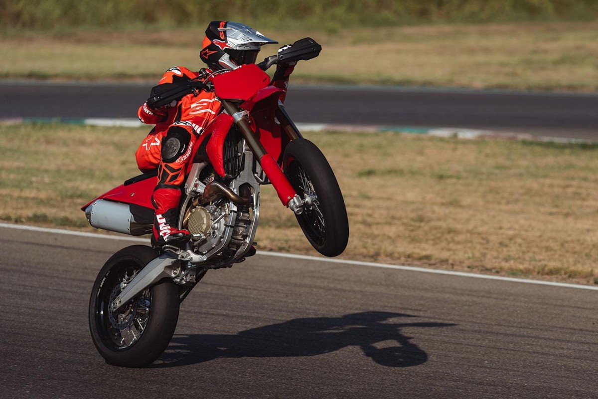 Супермото Ducati Desmo450 SM