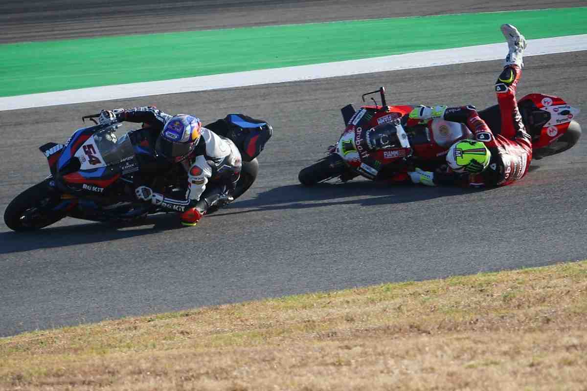 WSBK: «Типичный Баутиста» объяснил «позорное» падение в погоне за Топраком по Портимао