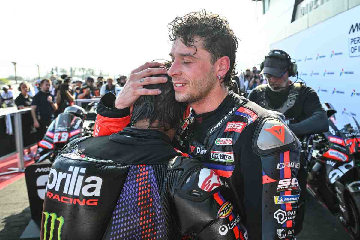 Aprilia вновь лидирует в схватке за Тройную Корону MotoGP 2026