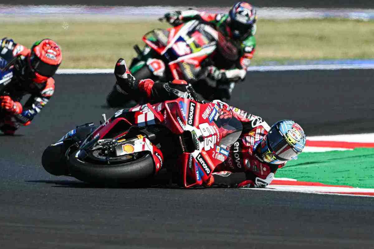 Главный закулисный скандал MotoGP: Ducati ограничивает возможности Пекко Баньяи