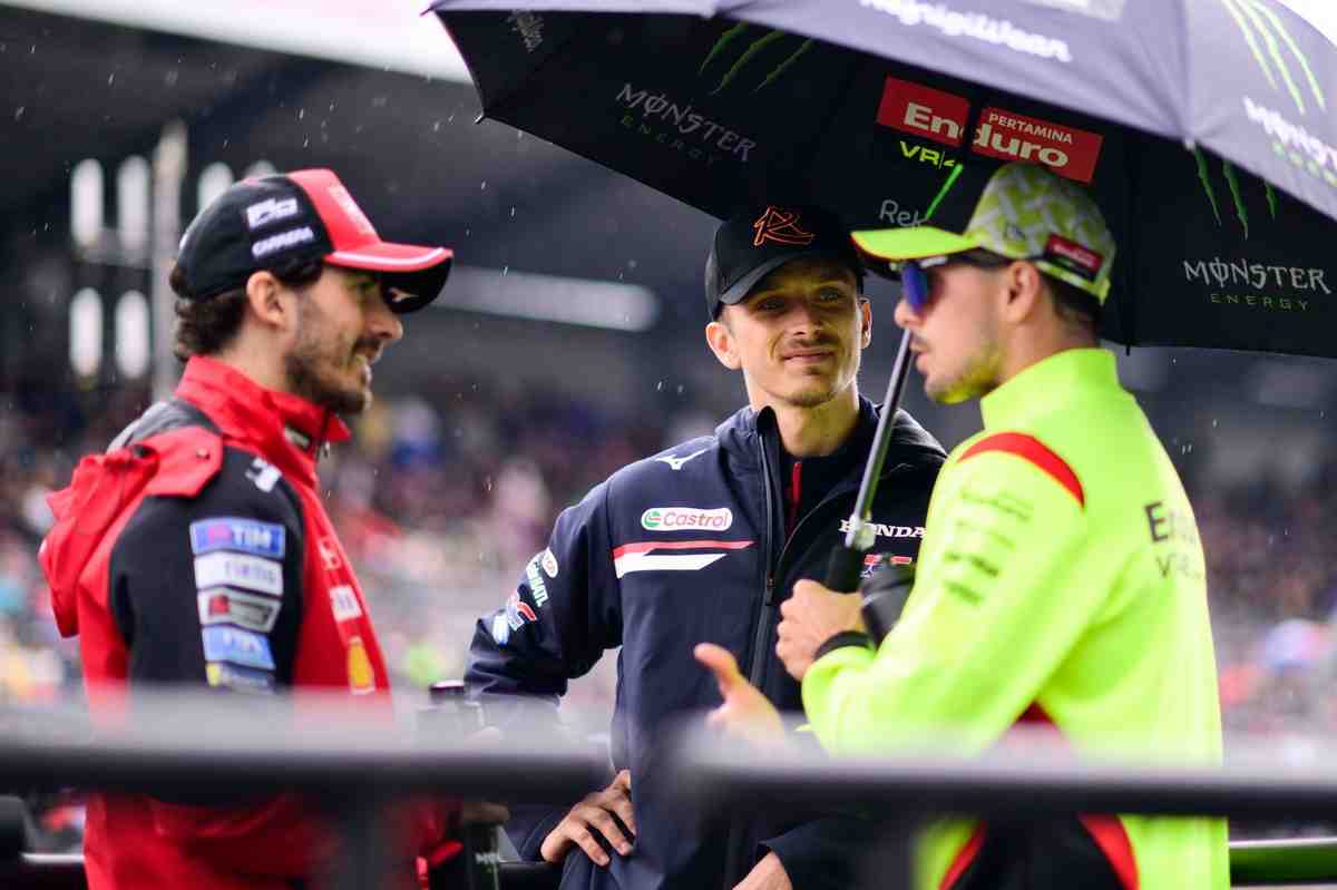 Итальянцы критикуют DAZN: подслушанное в паддоке MotoGP не всегда стоит выносить наружу!