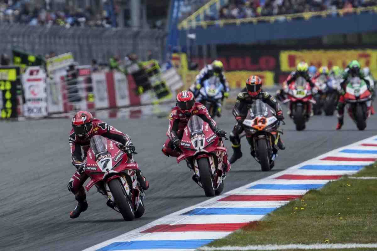 DutchWorldSBK: Трудности и ограничения не могут сдержать Ducati - подиум в Ассене оккупирован!