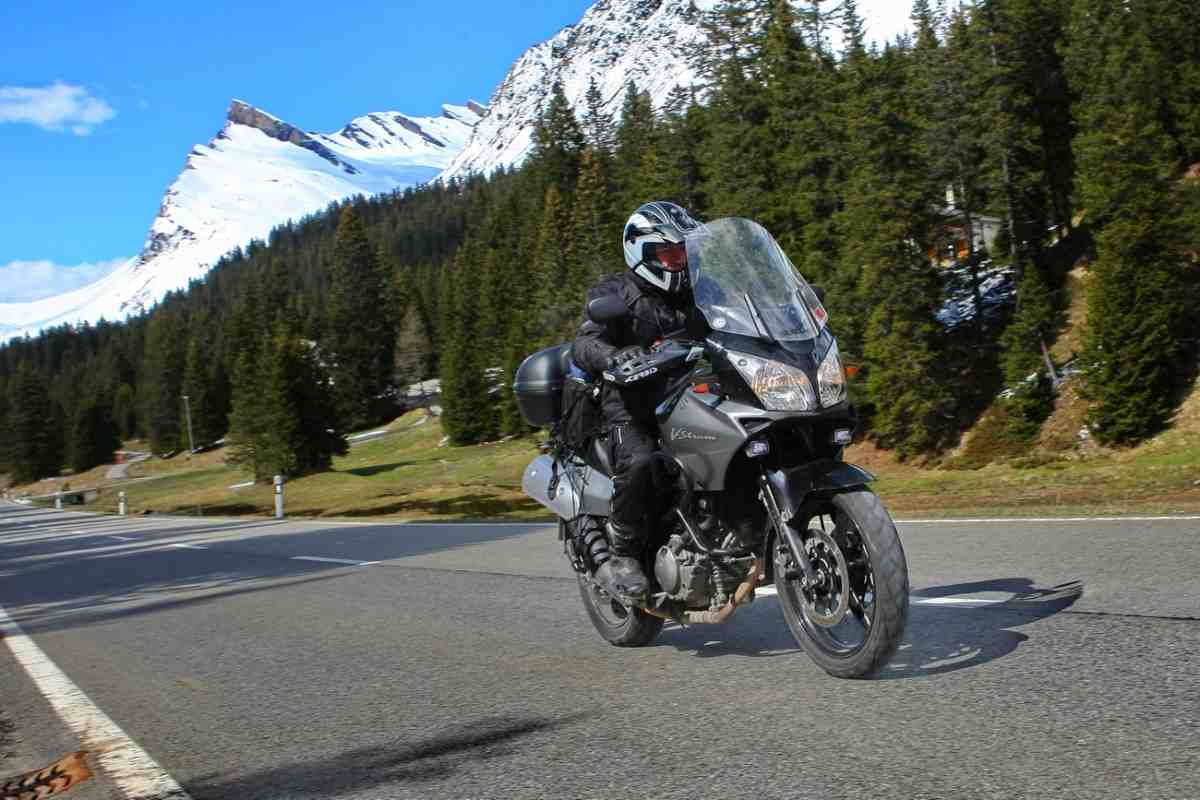 30 лет в строю: Недооцененный мотогерой и скромный труженик - V-Twin Suzuki 650