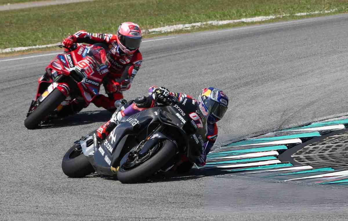 SepangTest: Хроника тестов MotoGP в Сепанге - час за часом