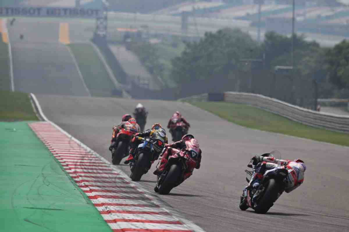 MotoGP Bharat: Биндер, Накагами и Пирро открыли счет падениям на Buddh International Circuit