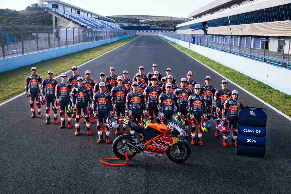 Путь в MotoGP: второй сезон Ярослава Карпушина в Red Bull Rookies Cup стартует в Хересе