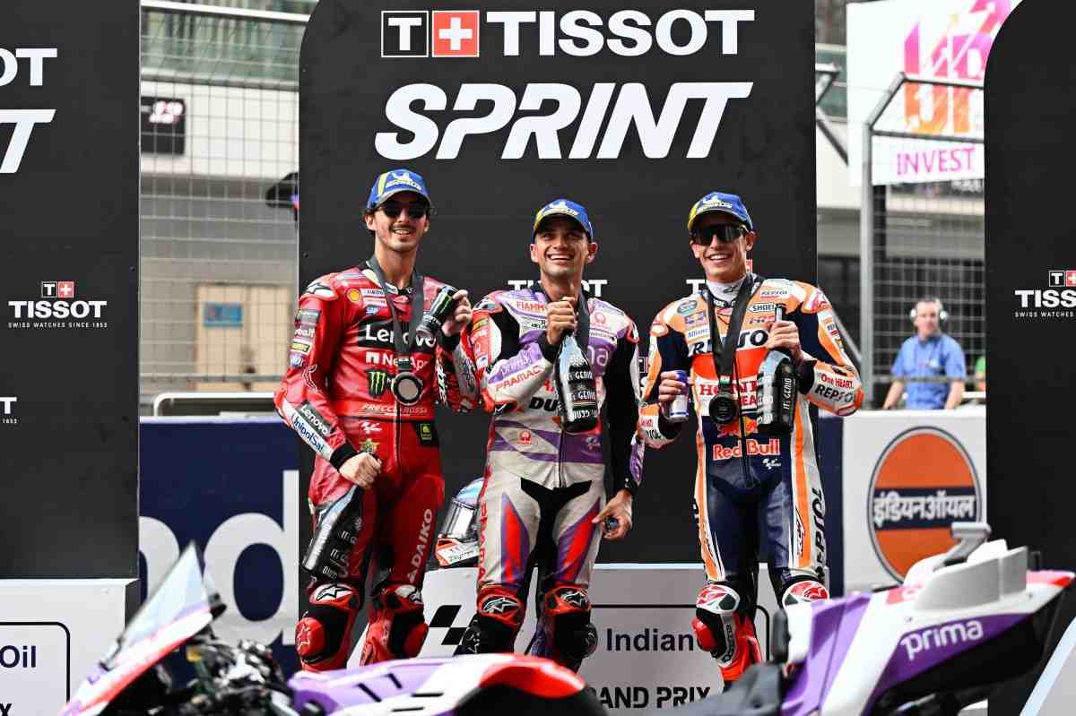 MotoGP Bharat: Sprint Race - Марк Маркес вернулся на подиум, Марини вынес Беццекки