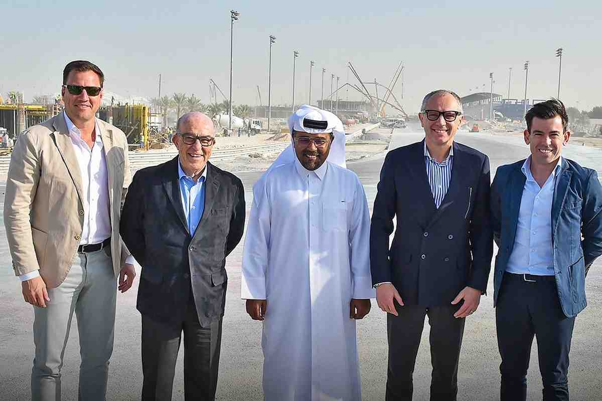 Реконструкция Lusail International Circuit: боссы MotoGP и F1 посетили Катар с инспекцией