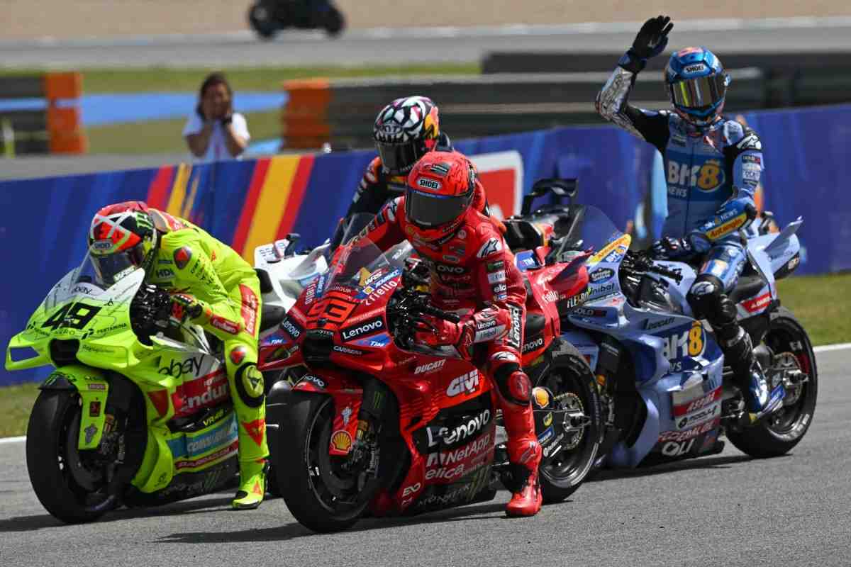 MotoGP 2025: Баньяя и Марк Маркес сошлись во мнении, что Алекс - явный фаворит Гран-При Испании
