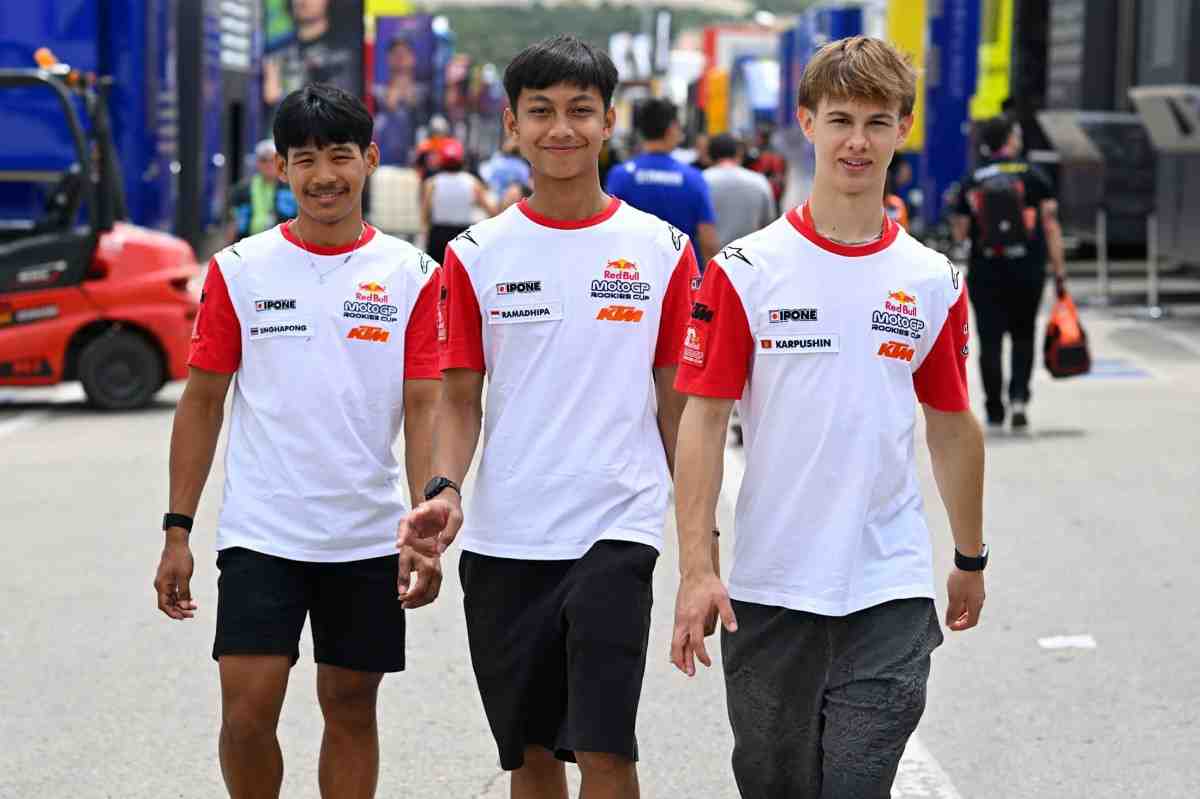 Квалификация Red Bull MotoGP Rookies Cup в Хересе: новобранцы отнимают позиции у ветеранов